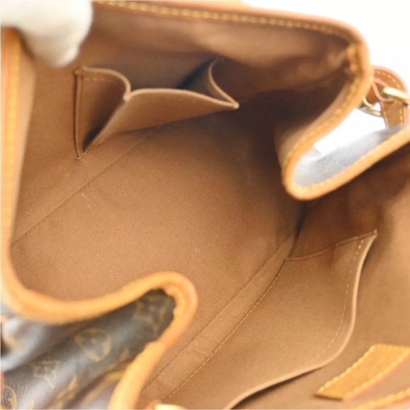 Louis Vuitton Batignolles Vintage Handbag in Monogram Canvas. Authentic - Picture 9 of 15